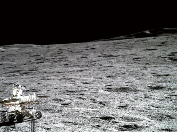  嫦娥四号揭秘月球背面着陆点多次小天体撞击的历史 