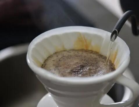 海南兴隆咖啡老品牌玩出“私人订制